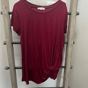 Women’s short sleeve shirt